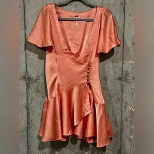 Free People Peach Scarlett V-Neck Wrap Style Mini Dress Size Small NWOT